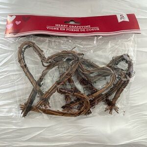 15 Pc Mini Heart Grapevine Wreaths Crafts Decor 4” x 4”